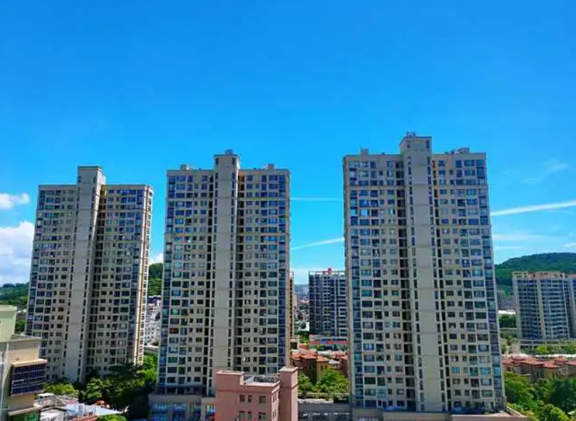 土地市场凉热谁知 房企拿地分化加剧